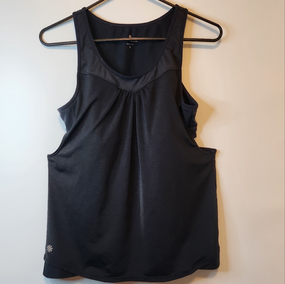 Athleta Athletic top with bra